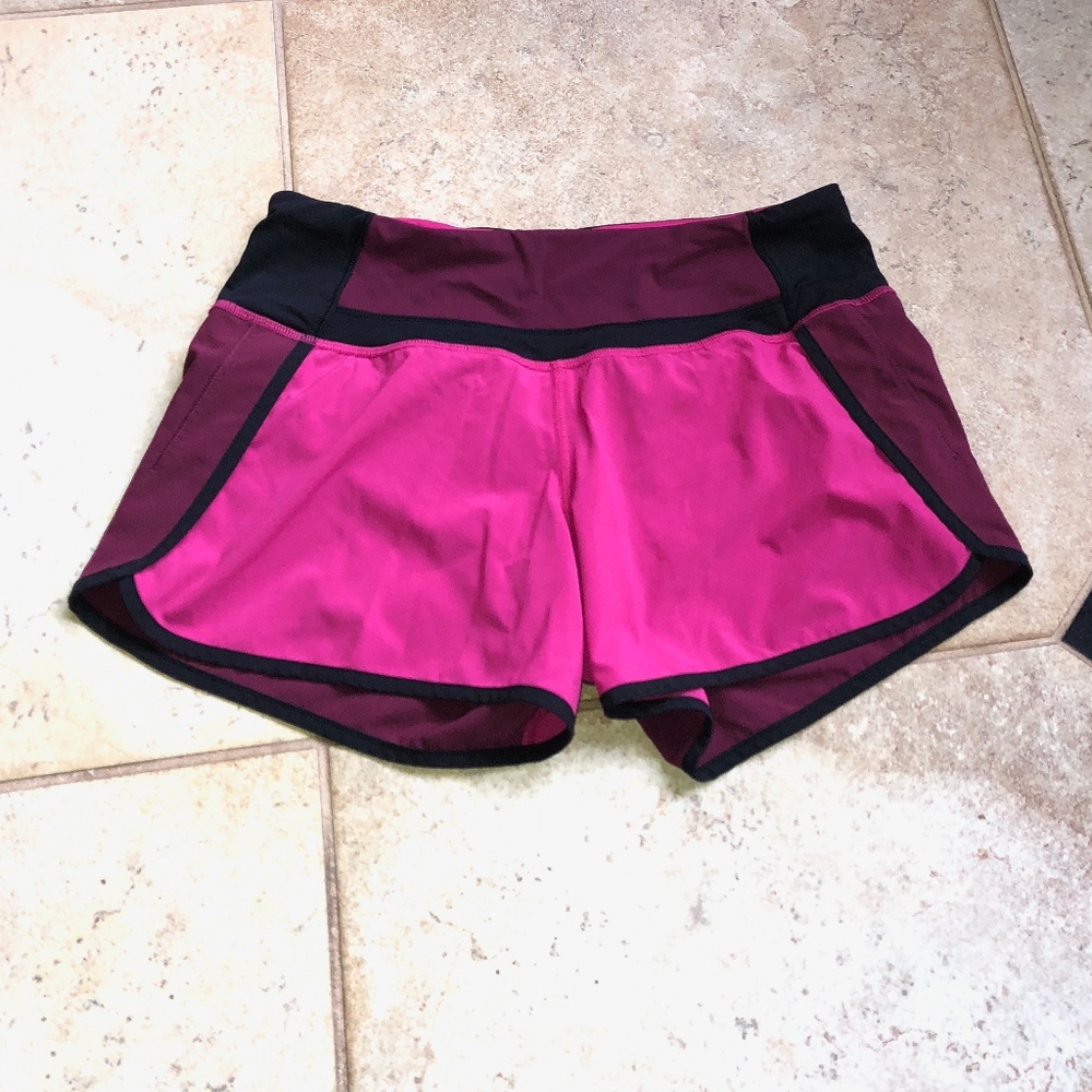 Lululemon short running shorts